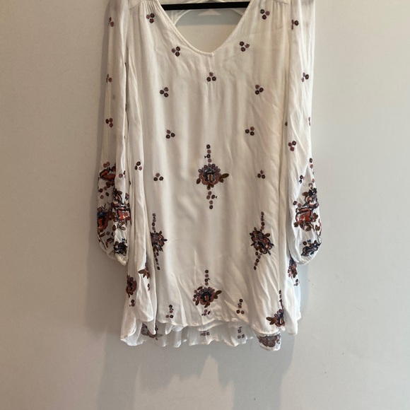 Free People White Embroidered Long Sleeve Dresso out - Picture 1 of 7